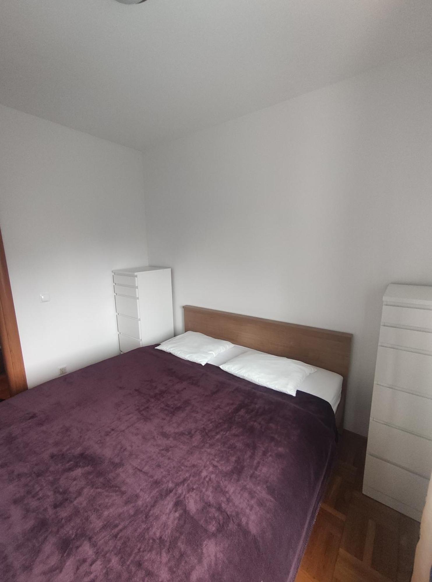 Apartman Vesna 2 Persons นยีวีเซ ภายนอก รูปภาพ