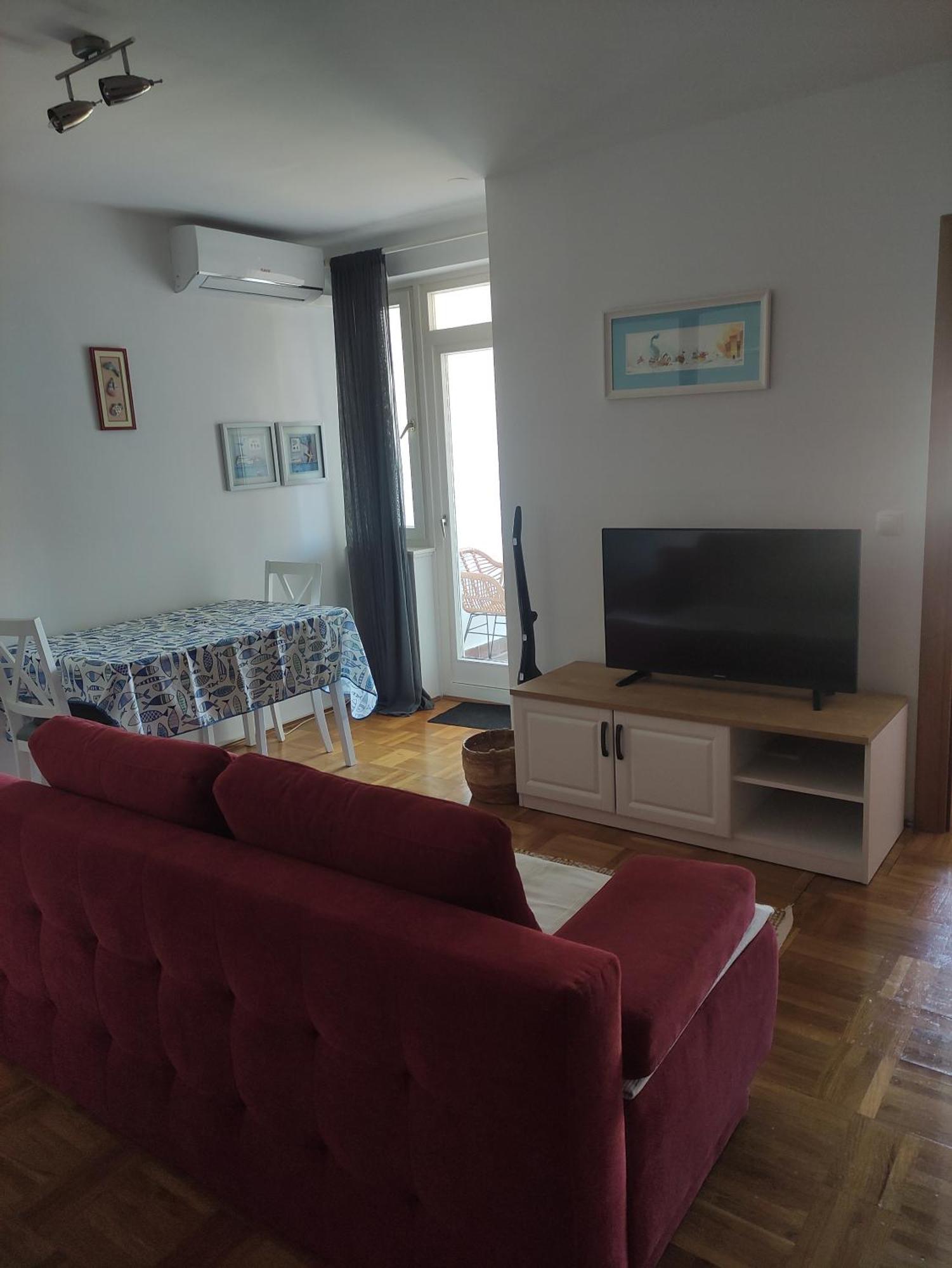 Apartman Vesna 2 Persons นยีวีเซ ภายนอก รูปภาพ